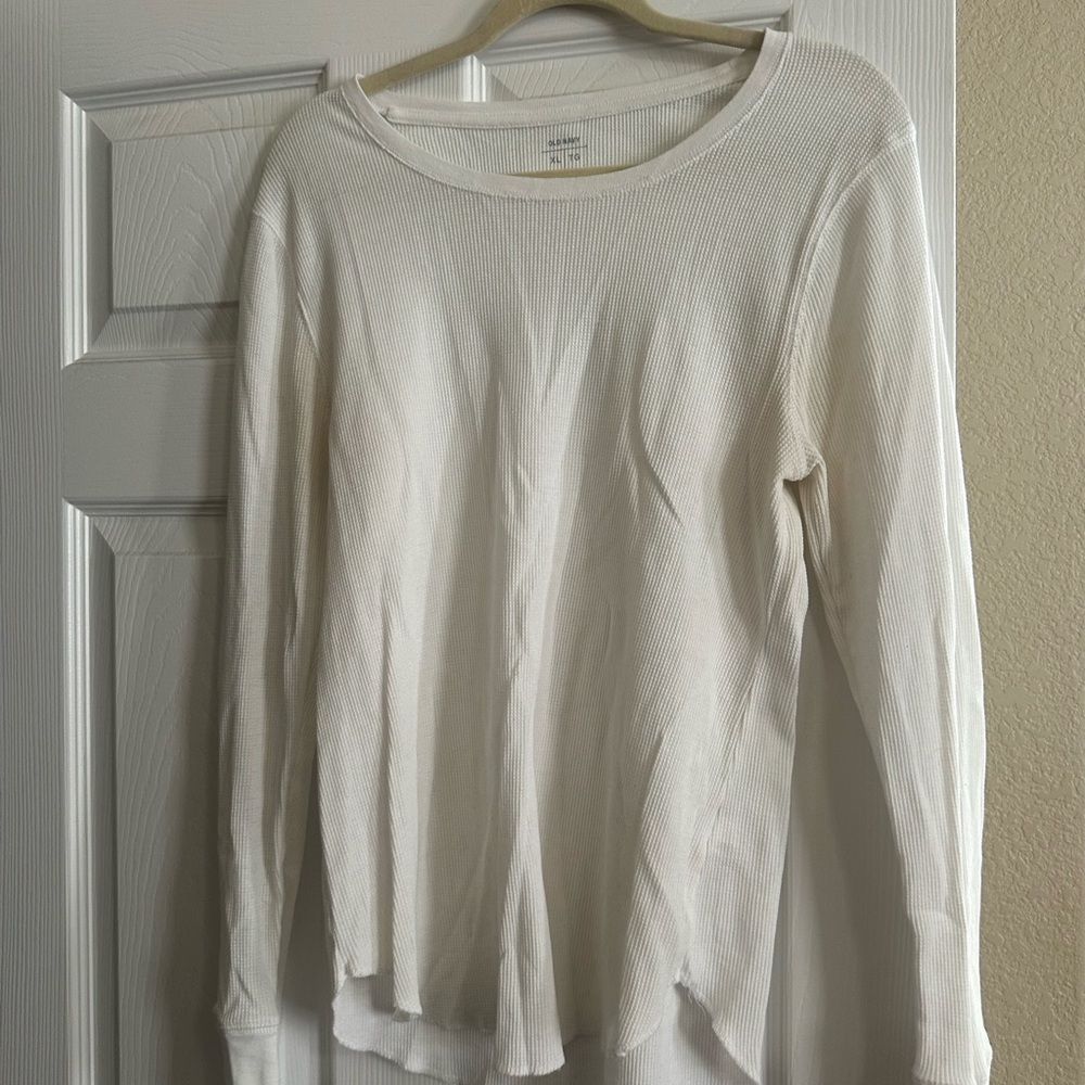 Women's White Long Sleeve Top